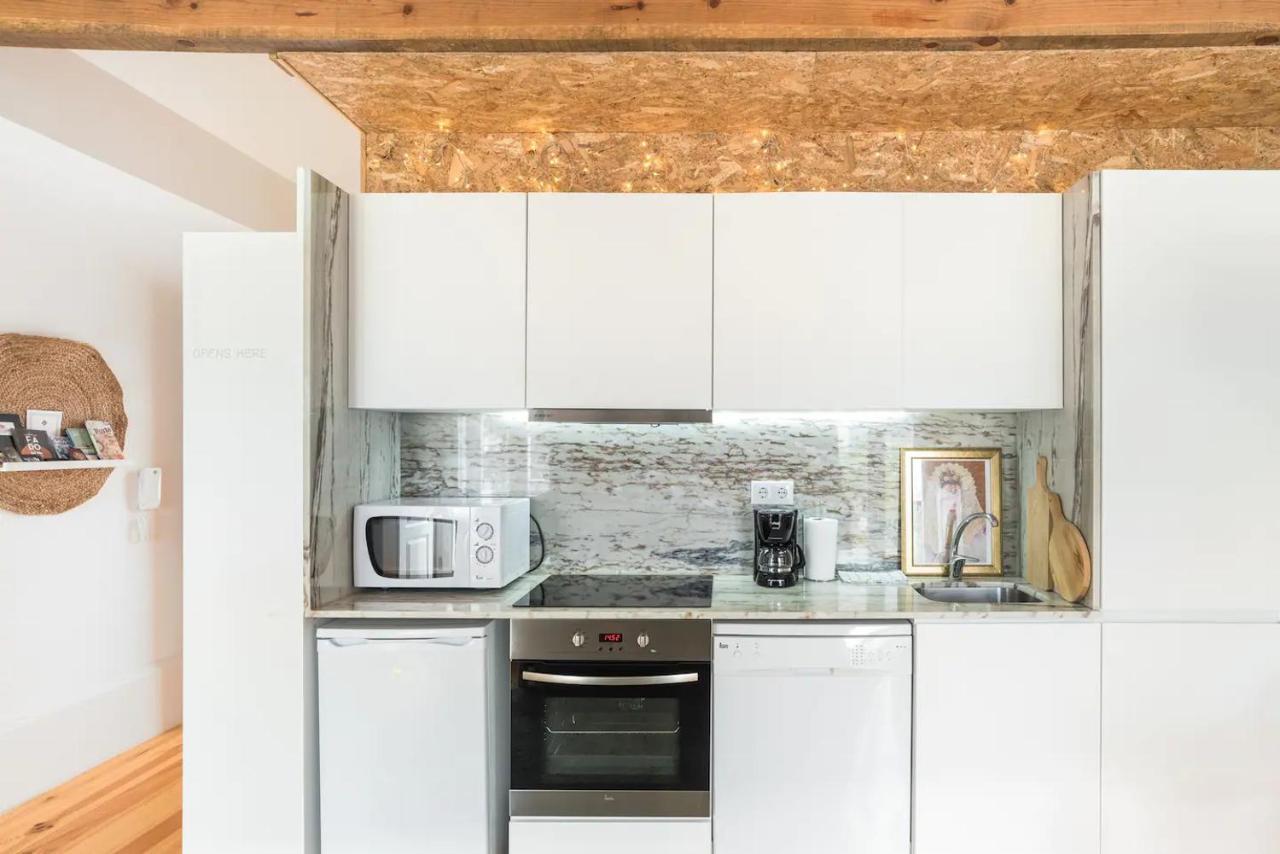 Studio Duplex W/ Ac In Praca Republica By Lovelystay 포르투 외부 사진